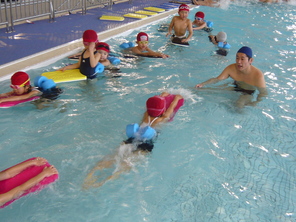 （動）水泳指導～1年生